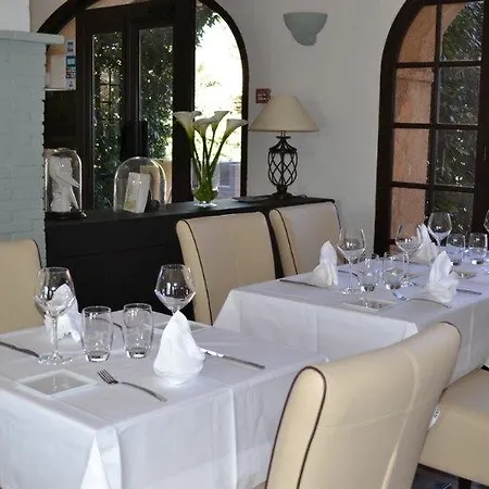 All Suites & ניס