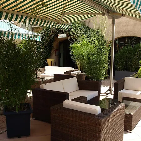 Otel All Suites & 4*